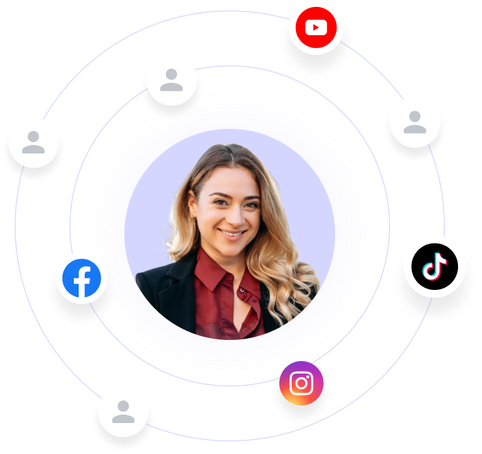Porträt einer lächelnden Frau, umgeben von Social-Media-Logos wie Instagram, Facebook, TikTok und YouTube, symbolisiert persönliche Markenpräsenz auf verschiedenen Plattformen